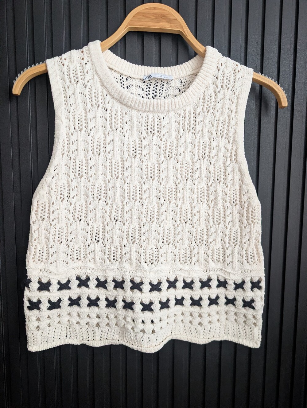 Zara Cream Crochet Open-Knit Sleeveless Sweater with Black Cross Stitch | Size M